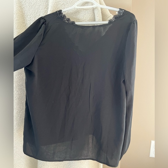 Black blouse - Picture 2 of 3